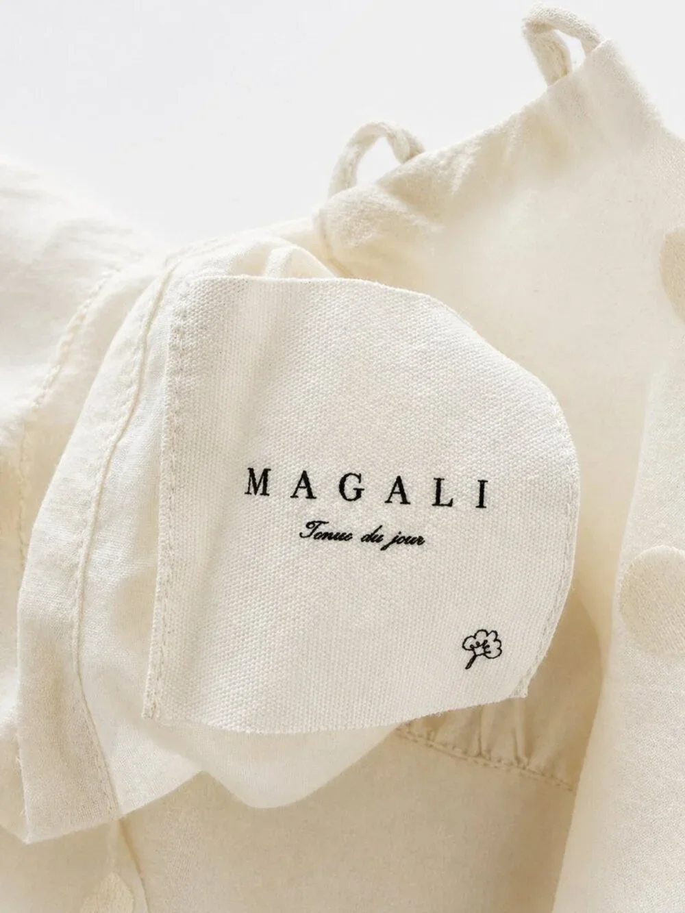 Magali Cotton Polka Dot Blouse High Neck Ruffle Sleeve Cream Japan - Picture 6 of 6